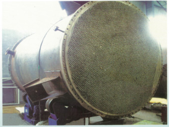 再沸器